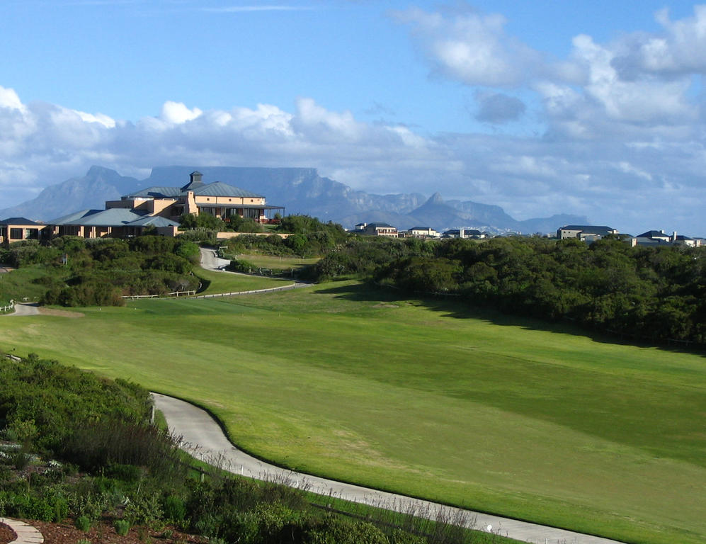 The Lodge At Atlantic Beach Melkbosstrand Buitenkant foto